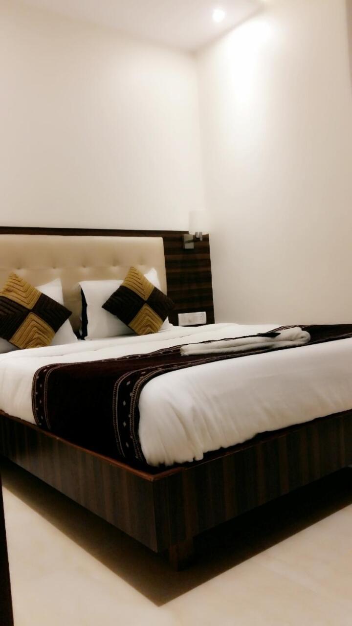 Hotel Golden City Bombaim Exterior foto